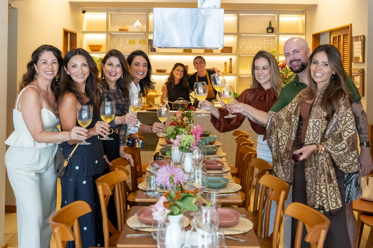 Confraternização "Poucos & Bons"