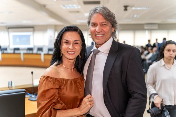 Daise e Juninho Teixeira