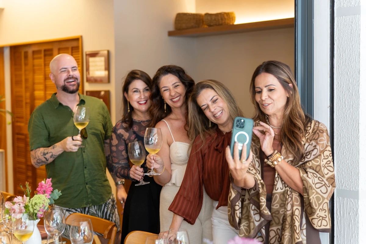 Dudu Altoé, Renata Rasseli, Marianne Assbu, Gisa Rezende e Vivi Anselmé