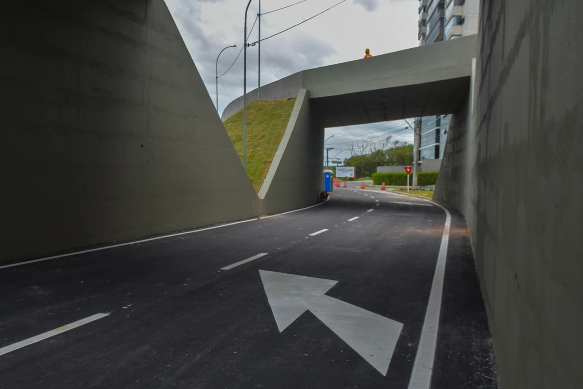 Veja como ficou passagem subterrânea para veículos na Rodovia do Sol por Fernando Madeira