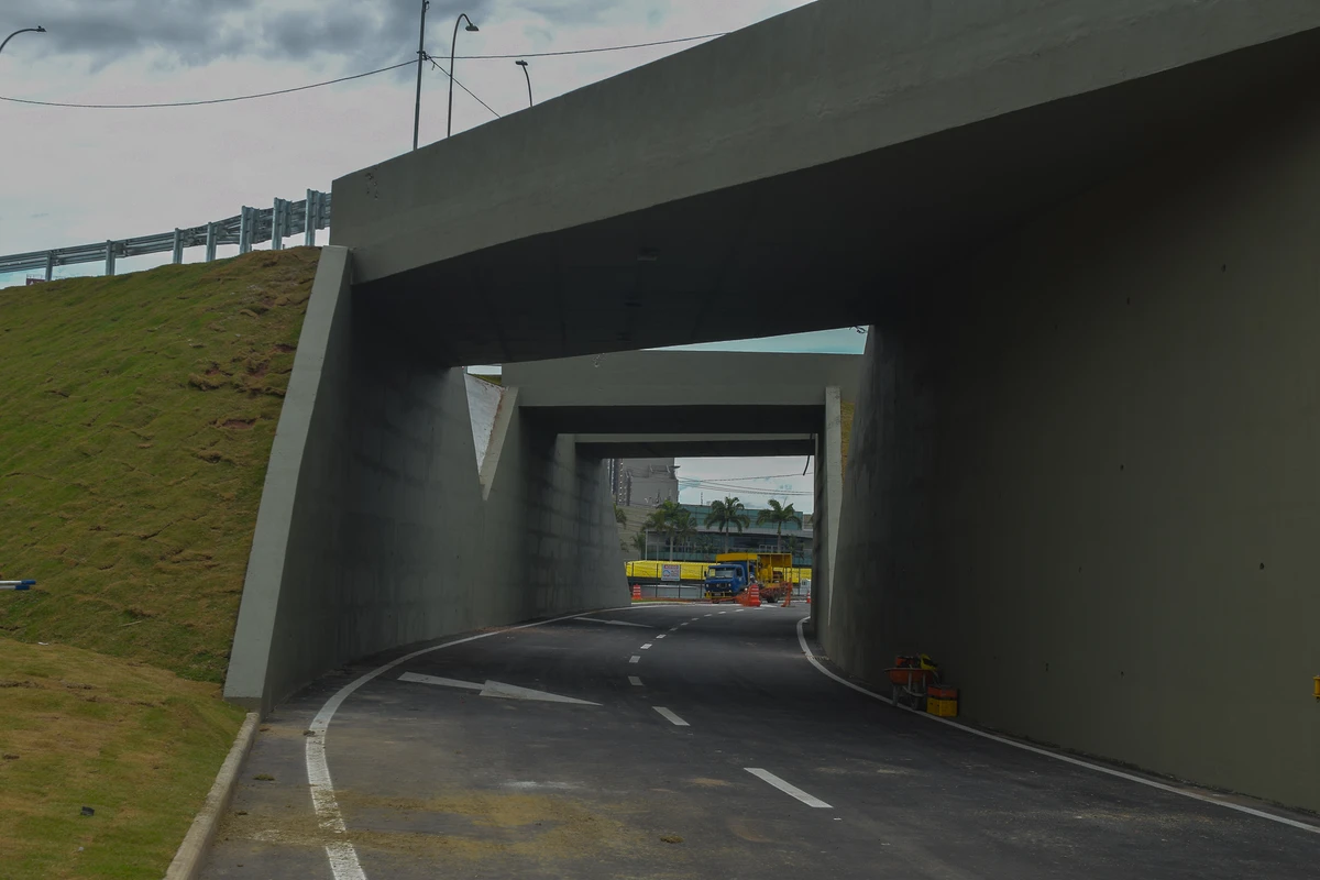 Veja como ficou passagem subterrânea para veículos na Rodovia do Sol por Fernando Madeira