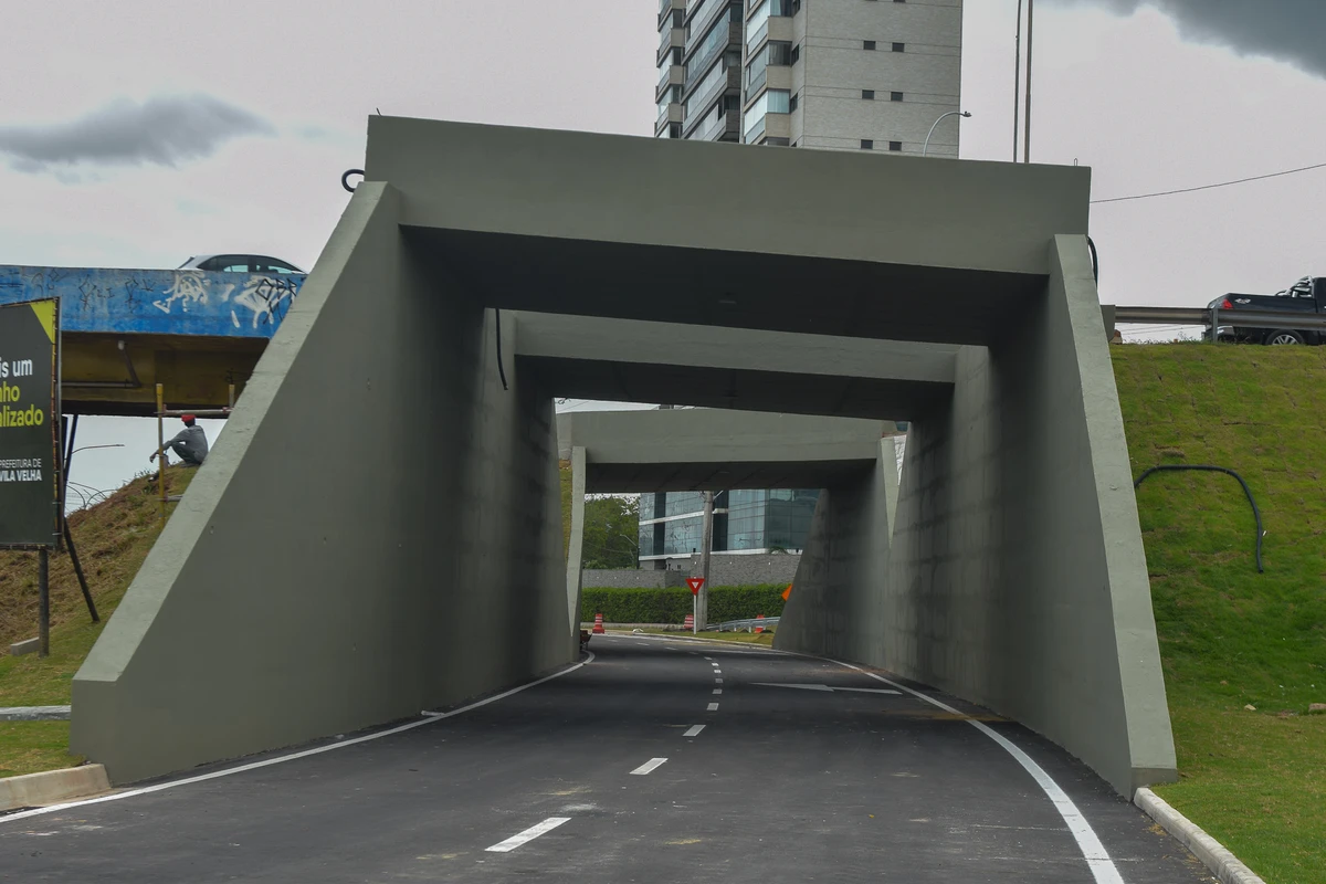 Veja como ficou passagem subterrânea para veículos na Rodovia do Sol por Fernando Madeira