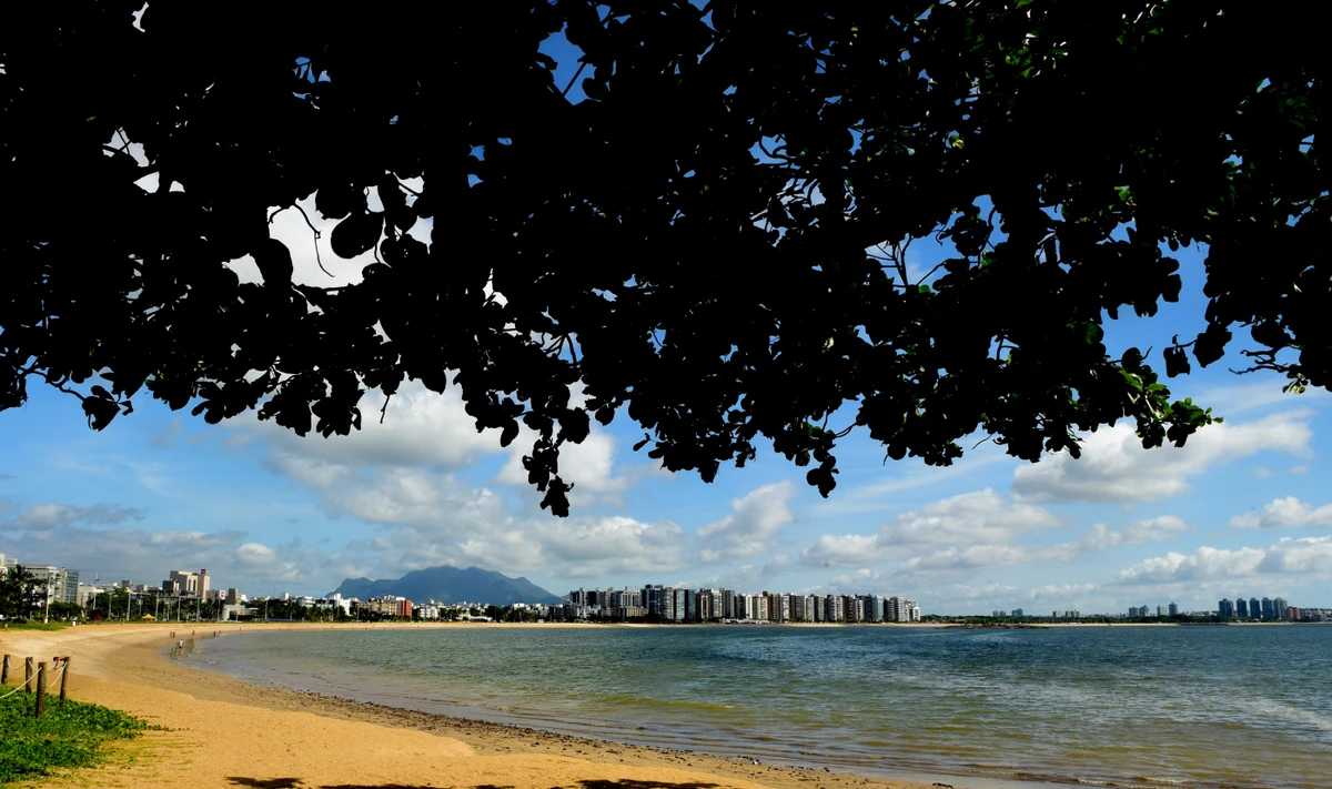 Praia de Camburi