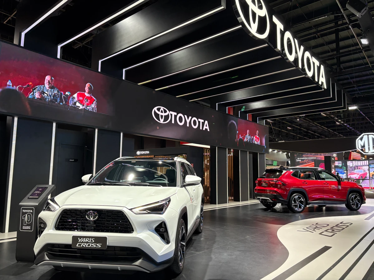 Toyota Yaris Cross salão do automóvel 2025
