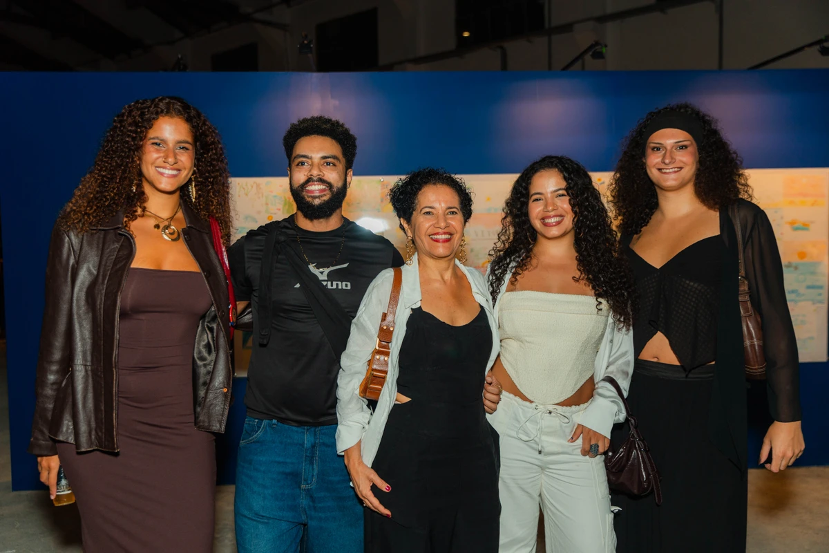 Amanda Lobos - Matheus Borges - Angela Gomes - ALice Lobos e Viva Vilar 