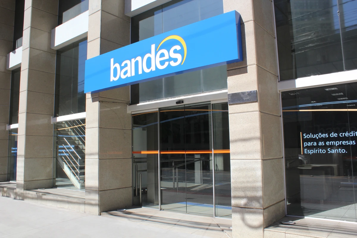 Banco de Desenvolvimento tem ajudado a acelerar a transição energética no Espírito Santo