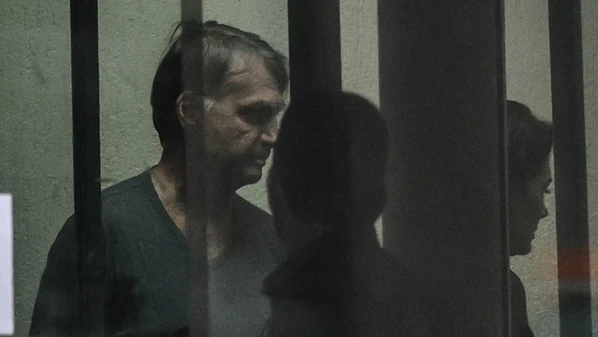 Ex-presidente disse que tem refluxo e apneia do sono e precisa de alimentação especializada; ele não apontou abuso por parte das autoridades policiais