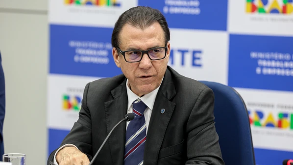 Luiz Marinho, do Trabalho e Emprego, afirma que pedirá ao presidente Lula para fazer novo pagamento; trabalhadores poderão ter acesso a R$ 6,5 bilhões