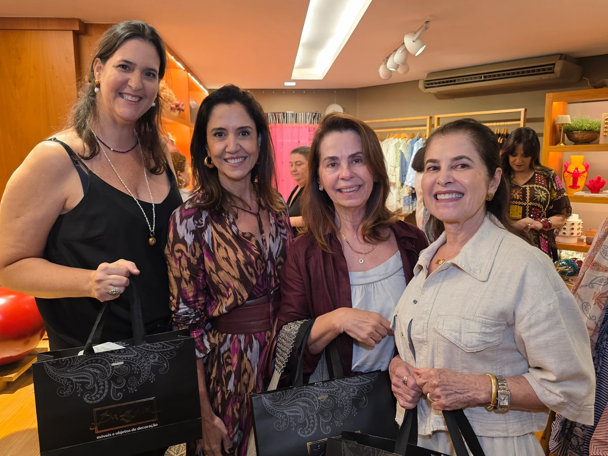 Luiza Lobato, Katia Resende, Cristina Santos e Regina Garcia 