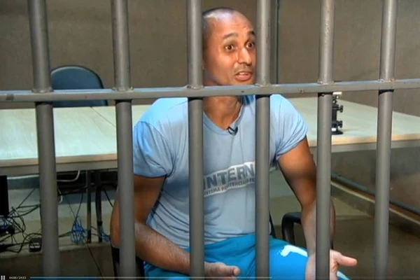 Marcinho VP está num presídio de segurança máxima e é pai do rapper Oruam