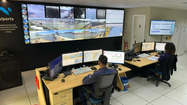 Navios que se dirigem aos portos e terminais da região metropolitana contam com sistema de segurança inovador