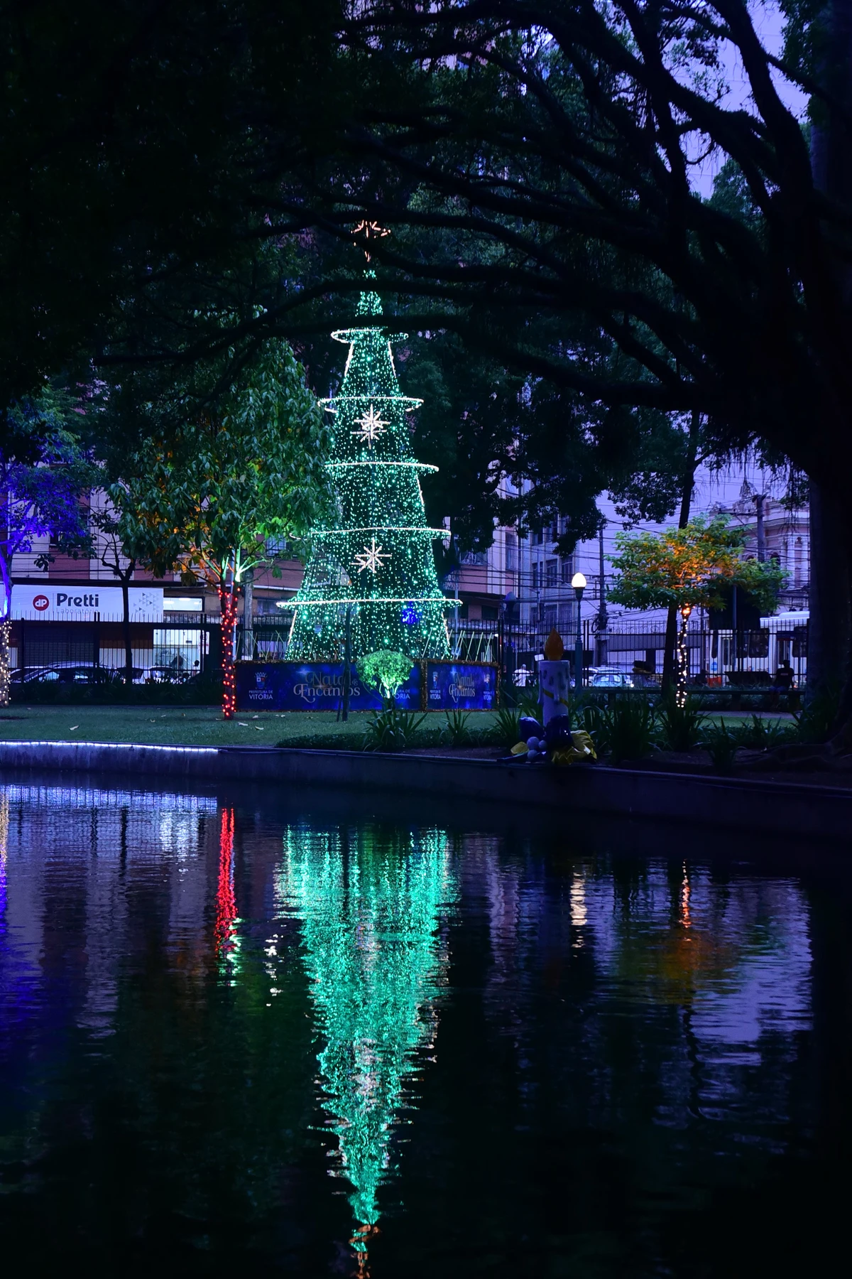 Iluminação de Natal no Parque Moscoso por Carlos Alberto Silva