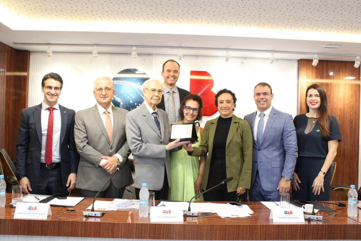 OAB-ES celebra centenário do ilustre advogado Ary Lopes Ferreira