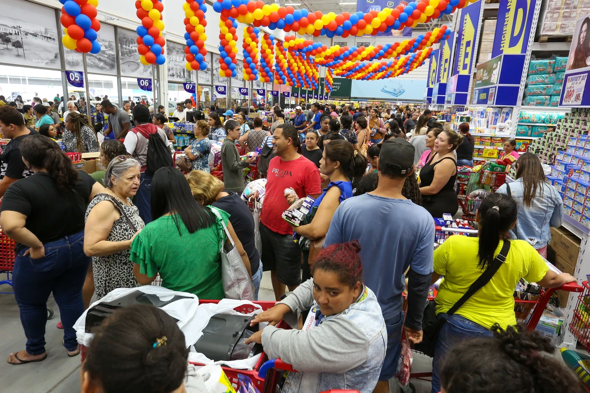 O varejista mineiro investiu na abertura de 8 lojas no ES ao longo de 2025
