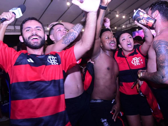 Torcida do Flamengo no ES faz a festa com o título da Libertadores por Carlos Alberto Silva/A Gazeta