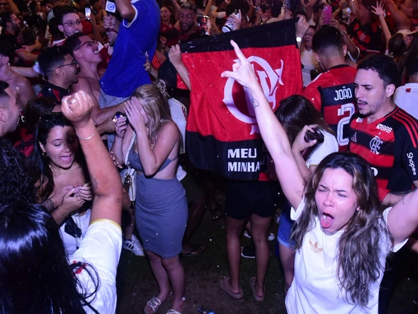 Torcida do Flamengo no ES faz a festa com o título da Libertadores por Carlos Alberto Silva/A Gazeta
