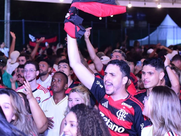 Torcida do Flamengo no ES faz a festa com o título da Libertadores por Carlos Alberto Silva/A Gazeta
