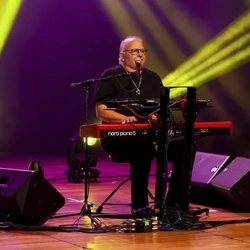 Turnê “50 Anos-Luz” traz ao público sucessos que marcaram gerações e celebram a trajetória de um dos maiores nomes da música nacional