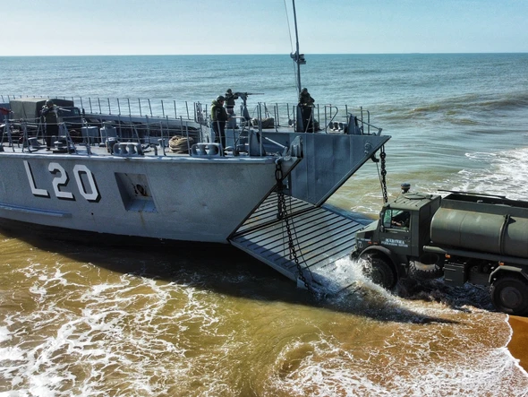 Marinha realiza operação militar com forças internacionais em Itaoca, em Itapemirim  por Divulgação- Marinha do Brasil