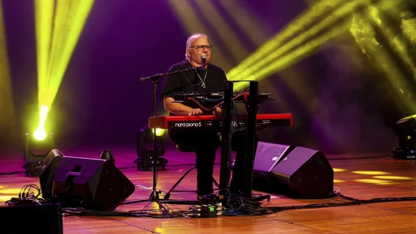 Turnê “50 Anos-Luz” traz ao público sucessos que marcaram gerações e celebram a trajetória de um dos maiores nomes da música nacional