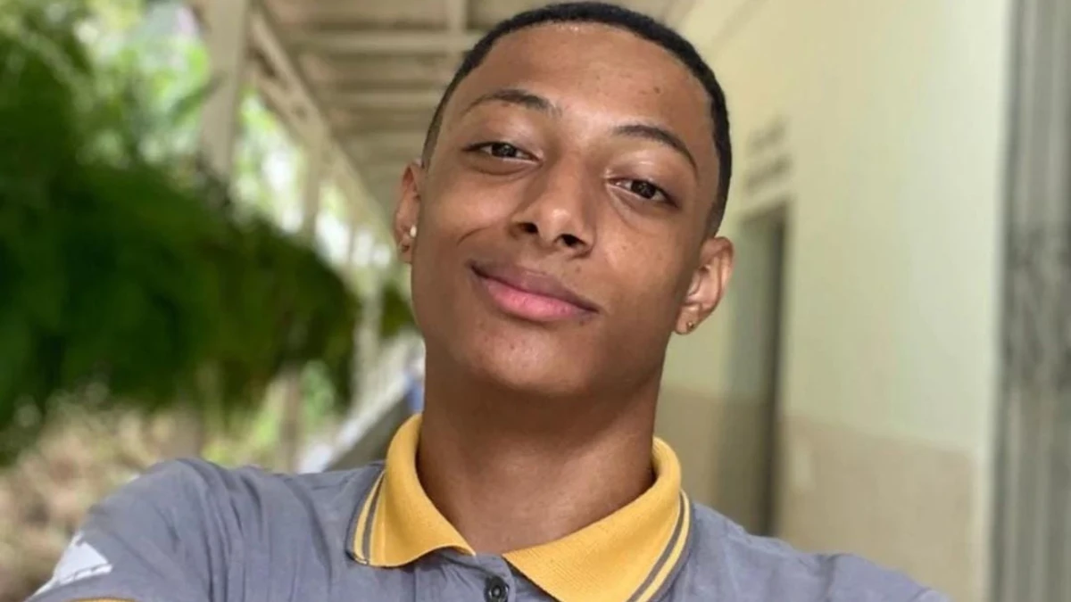 Kauã da Mata souza de 16 anos, atingiu um carro, perdeu o controle e colidiu com uma parede; jovem ficou internado por nove dias, mas não resistiu