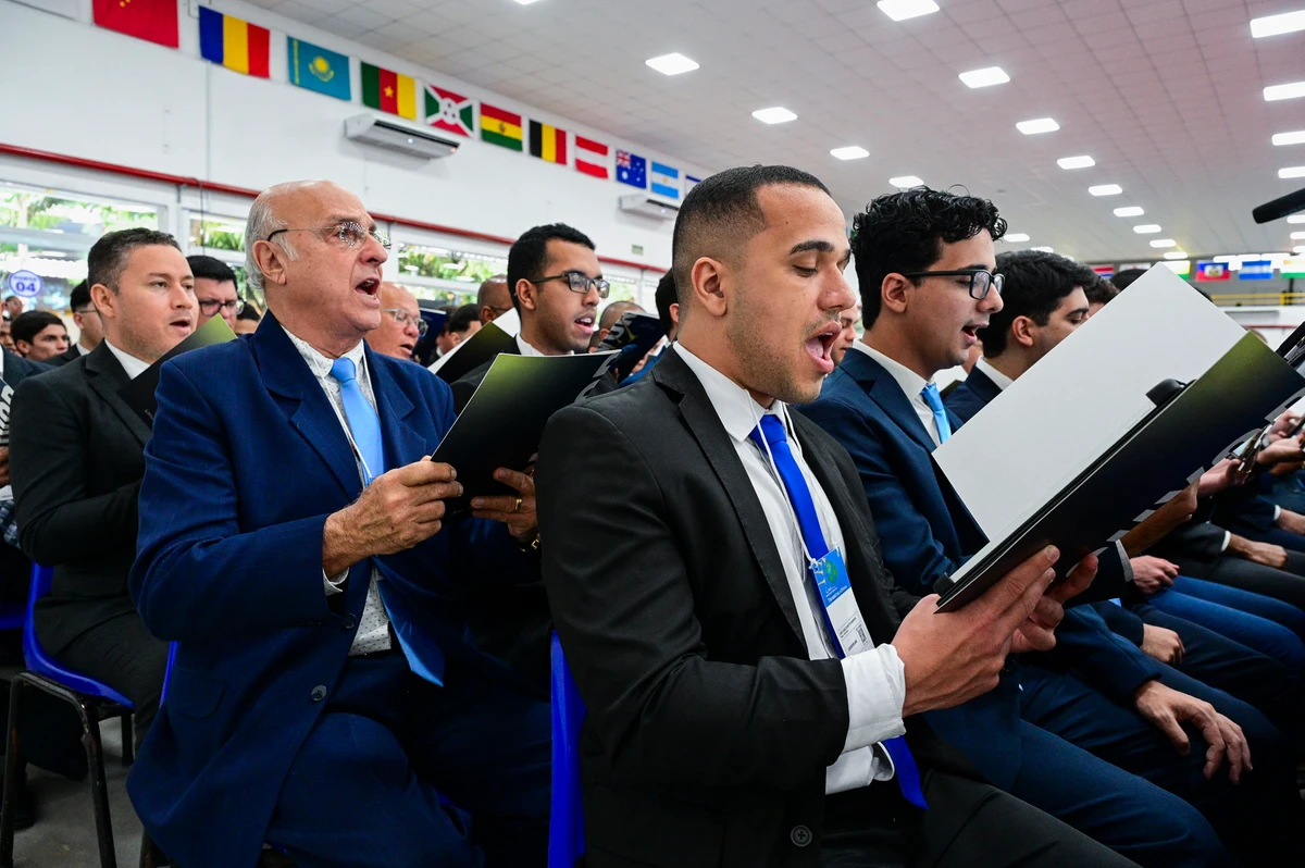 Trombetas e Festas 2025 por Rodrigo Gavini