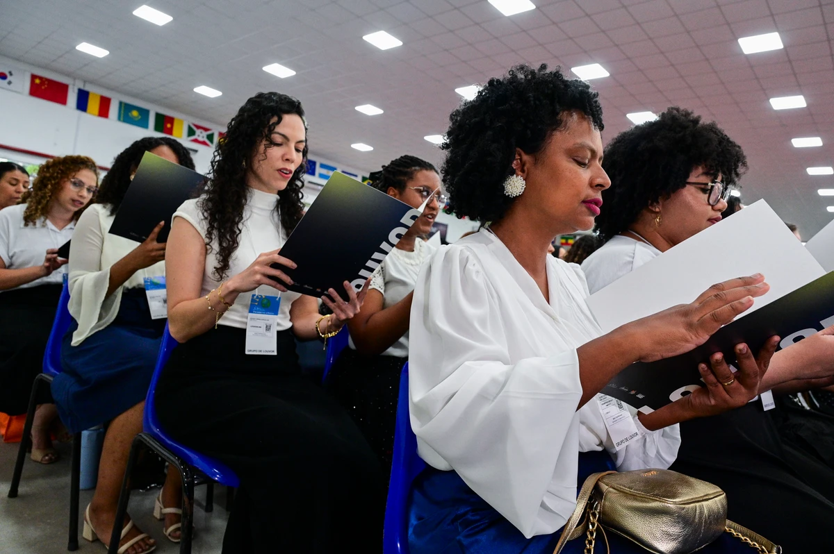 Trombetas e Festas 2025 por Rodrigo Gavini