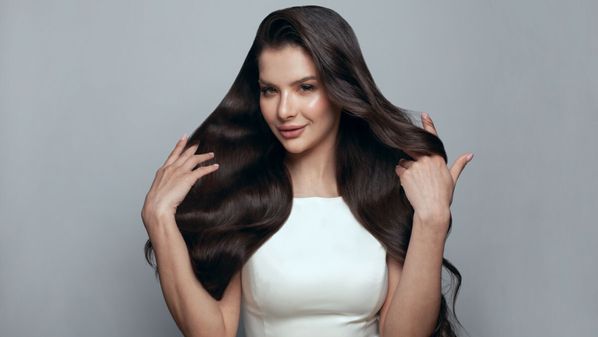 As transformações ao longo do tempo estão relacionadas a fatores hormonais, metabólicos e ambientais