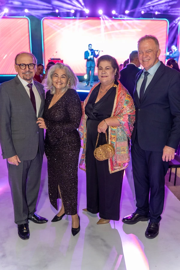 Idalberto e Ligia Moro com Virginia e Renato Casagrande