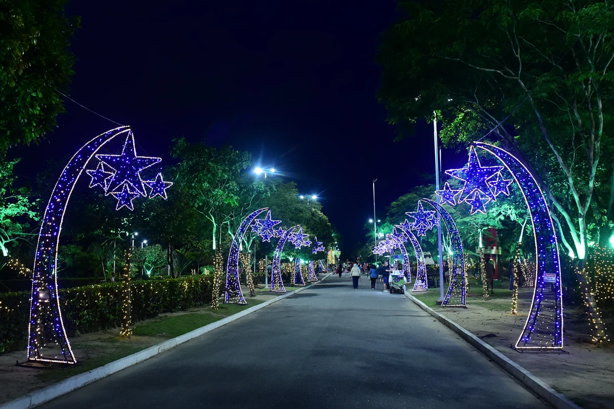 Vila Natalina no Parque da Cidade, Serra por Carlos Alberto Silva