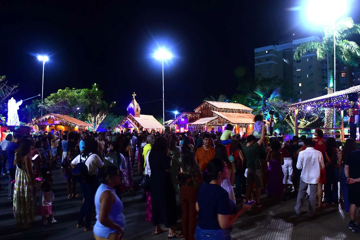 Vila Natalina no Parque da Cidade, Serra por Carlos Alberto Silva