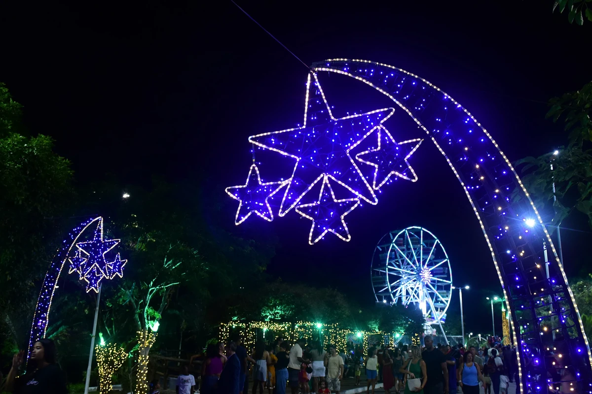 Vila Natalina no Parque da Cidade, Serra por Carlos Alberto Silva