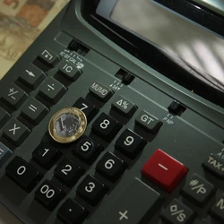 Mudança em resolução pode afetar o faturamento anual de pequenos empreendedores, caso limite permitido para a categoria seja ultrapassado