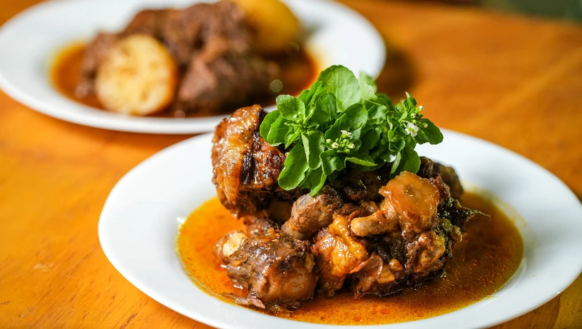 Petisco servido no bar Tia Vitória, em Jardim Camburi