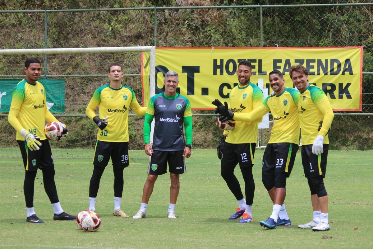 escolheu realizar os seus treinos em regime de concentração, no Hotel China Park, localizado em Domingos Martins na região serrana