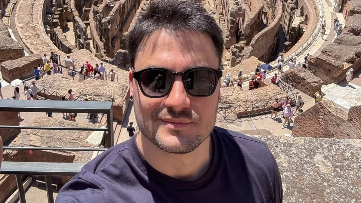 Felipe Neto expõe sofrimento com transtornos mentais