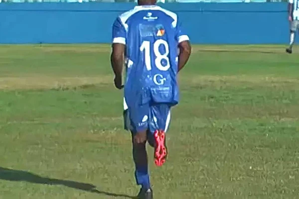 Yuri de Carvalho retorna aos gramados com tornozeleira e disputa título carioca