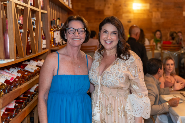  Eulália Chieppe e Renata Rasseli