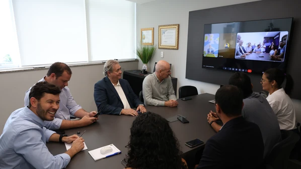 Prefeito de Vila Velha é o novo presidente estadual do PSDB. Sigla estava no palanque de Ricardo Ferraço e agora é plataforma para lançar político canela verde ao Palácio Anchieta