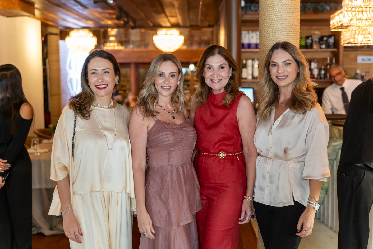 Josiana Pedrosa, Tatiana Soares, Josiane Alves e Josi Sirtoli