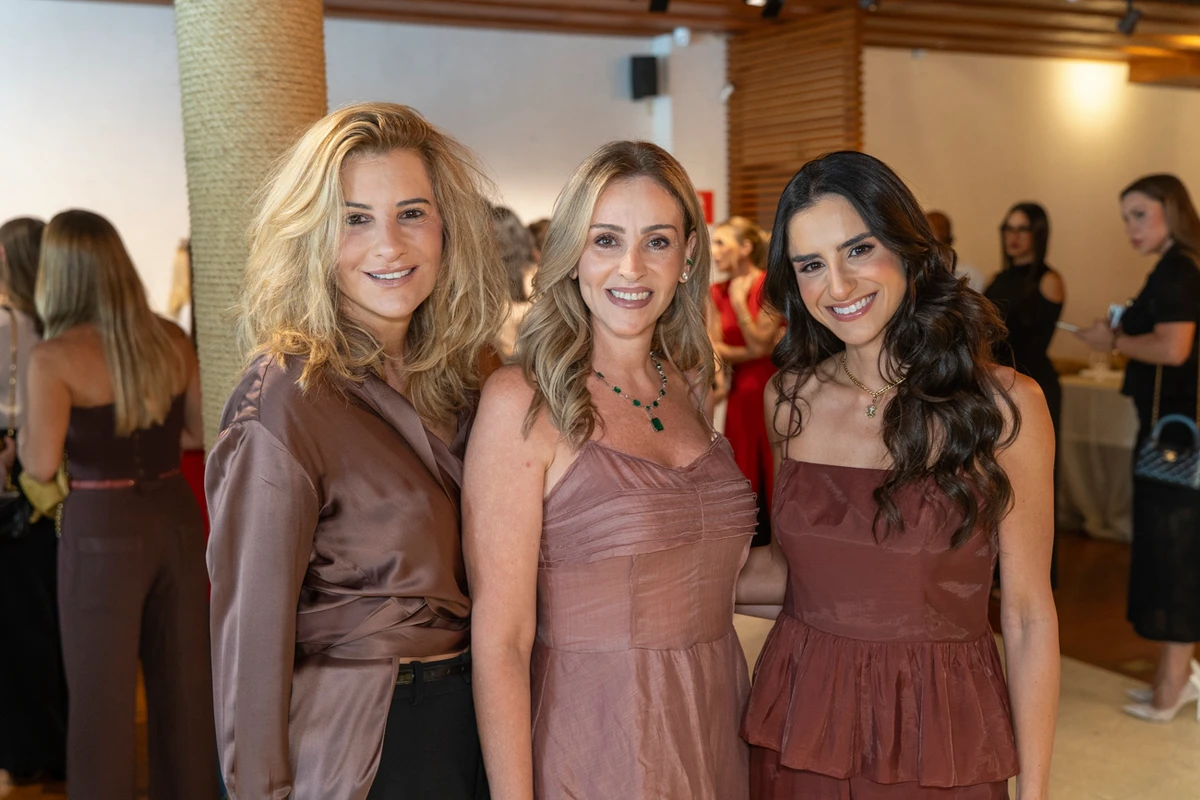 Sibele Simão, Tatiana Soares e Bárbara Louise