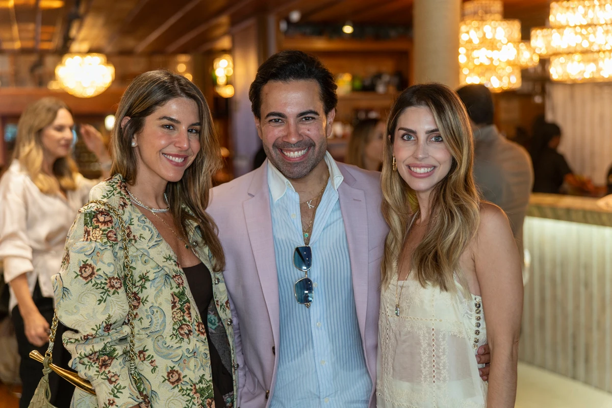 Taiana Paste, Kaiky Plaster e Mariana Rizzi