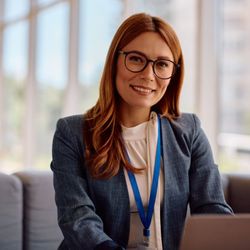 Modelo ganha força ao desafiar a lógica tradicional, mas exige flexibilidade, autoconhecimento e estratégia