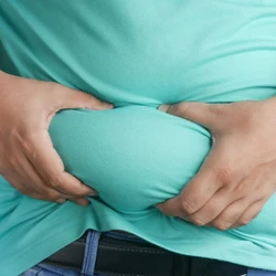 Uma pesquisa que apontou a gordura abdominal associada a perda muscular como fator para maior risco de morte após os 50 anos