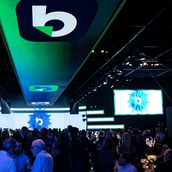 O Banescard Absoluto Visa Infinite será obtido apenas mediante convite; objetivo é atender a uma nova fatia de mercado, com mais diferenciais e benefícios especiais