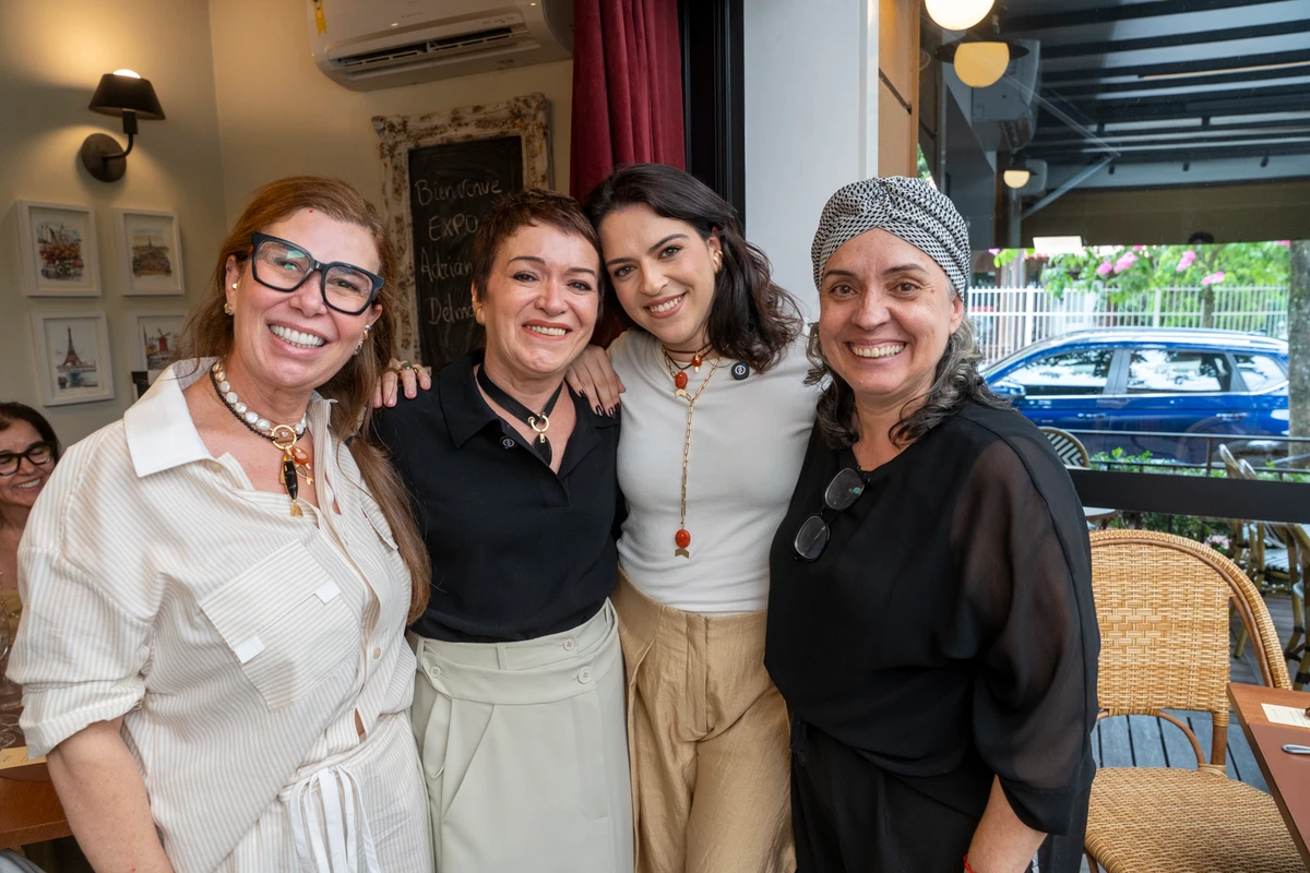 Edilene Chieppe, Adriana, Carol e Bia Delmaestro