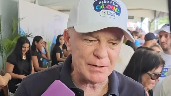 Governador falou pela primeira vez após a filiação do aliado ao PSDB. Movimento do prefeito de Vila Velha, que desalojou Vandinho Leite, evidenciou divisão do grupo casagrandista