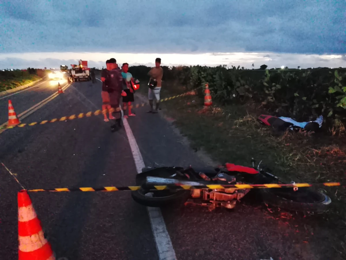 Motociclista faleceu após colidir com caminhonete em Marataízes 