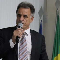 Juarez Oliosi (Podemos) sofreu hemorragia, edema cerebral e precisou ser transferido para São Mateus, onde permanece sedado