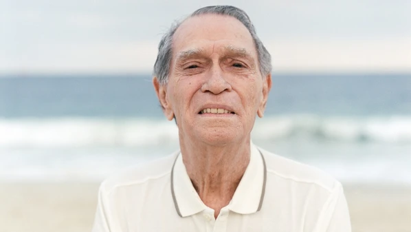 Artista de 84 anos vai lançar um livro e fazer apresentação única para fãs capixabas em Vila Velha